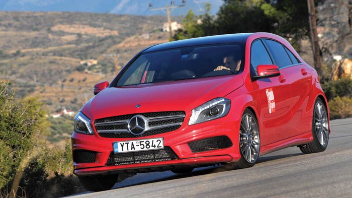 Η Mercedes A-Class στην έκδοση Α200 με αυτόματο κιβώτιο διπλού συμπλέκτη, εντυπωσιάζει με τις επιδόσεις της.